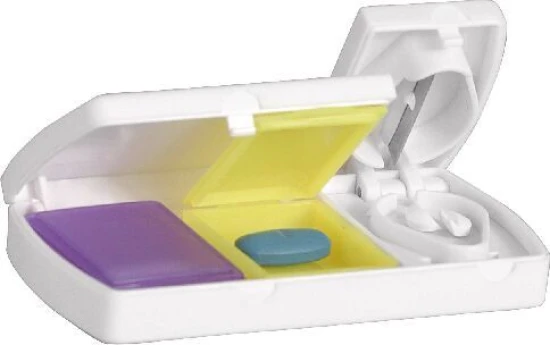 Pillbox | Plastics | Safety lock | Blade to split pills | 