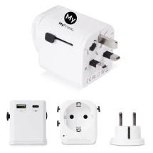 Universeller Reiseadapter | PC | 50x60x60 cm | USB-Anschlüsse und ein Type-C Eingang