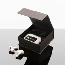 Wireless earbuds | rPET | Noise reduction | Charging case with interactive screen