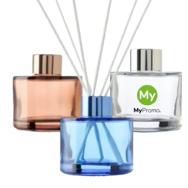 Diffuser | Glass | 7 x 7 x 16 cm | Six reed sticks