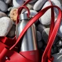 noma noma Thermoflasche  | Recycelter Edelstahl | 1L | Für kohlensäurehaltige Getränke | Mit einer kostenlosen Bio-Baumwolltasche