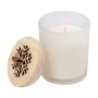 Weihnachtskerze | Wachs & Holz | Vanilleduft | Mit Schneeflocken & Dekoration
