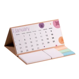 Schreibtischkalender | Papier | 211 x 194 mm | Eigenes Design für das Cover | Hergestellt in Europa
