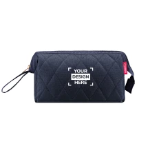 Trousse de toilette Reisenthel | Polyester 100 % recyclé | 4 L | 26 x 18 x 13,5 cm | Armature métallique | Plusieurs compartiments