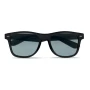 Sonnenbrille im klassischen Design | Dunkle Gläser | Recycelt