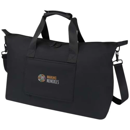 Duffel bag | rPET | 36L | 15.6" laptop compartment | Luggage strap on the back | solid black