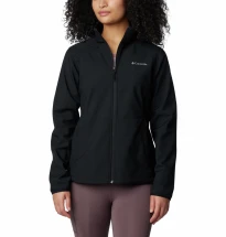 Columbia women’s softshell jacket | Polyester | Wind resistant | Zippered pockets
