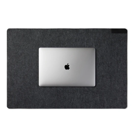 Desk pad | Recycled felt | 75 x 50cm | With a mélange effect | black