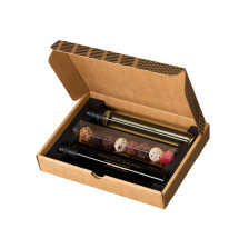 Wein- und Schokoladenset | Glas | 2 x 100ml | Mit 8 Trüffeln Wein- und Schokoladenset | Glas | 2 x 100ml | Mit 8 Trüffeln