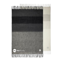 Decke | Wolle und Acryl | 130 x 170 cm | Mit gebürsteter Textur Decke | Wolle und Acryl | 130 x 170 cm | Mit gebürsteter Textur