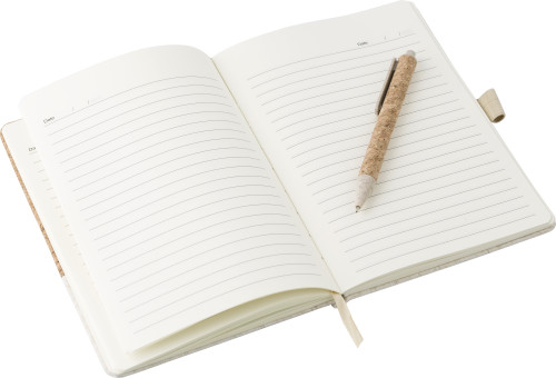Carnet A5 avec couverture en liège. brun
