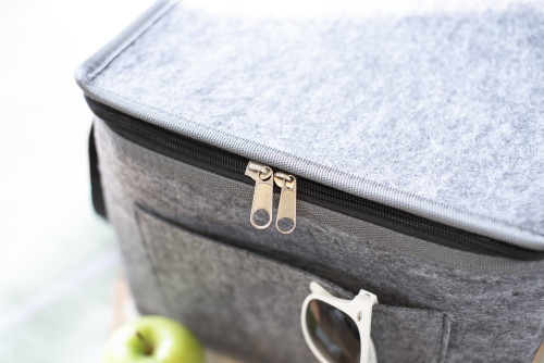 Koeltas | Vilt & RPET | 29,0 x 22,0 x 22,0 cm | Met voorvak | grijs Koeltas | Vilt & RPET | 29,0 x 22,0 x 22,0 cm | Met voorvak | grijs