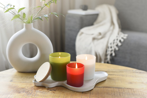 Glaskerze | Deckel aus Bambus und Pflanzenwachs | 46 Std. Brenndauer | 4 verschiedene Aromen | Schwarz Glaskerze | Deckel aus Bambus und Pflanzenwachs | 46 Std. Brenndauer | 4 verschiedene Aromen | Schwarz