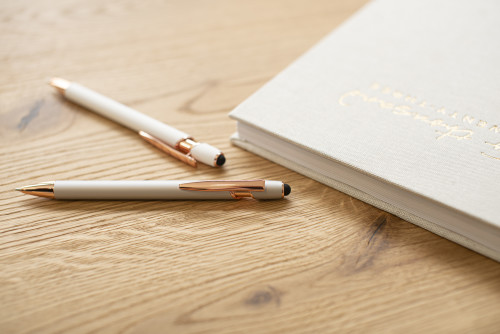 Stylo à bille | Aluminium | Encre bleue | Pointe en caoutchouc | noir