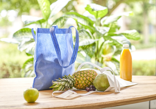 Shopping bag | rPET non-woven | 80 gr/m2 | 36x40cm | black Shopping bag | rPET non-woven | 80 gr/m2 | 36x40cm | black