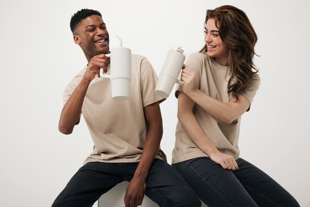 Thermosbeker | rRVS | 900ml | Rietje | Stanley look-a-like | beige Thermosbeker | rRVS | 900ml | Rietje | Stanley look-a-like | beige