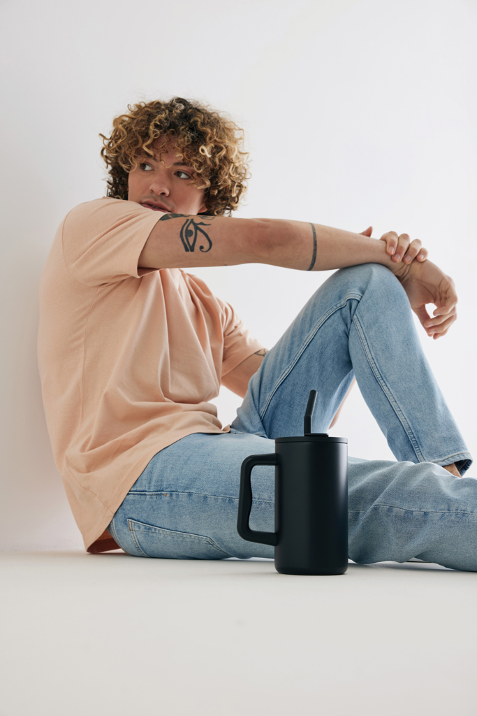 Mug isotherme | Acier recyclé | 800ml | Avec paille | Durable | noir